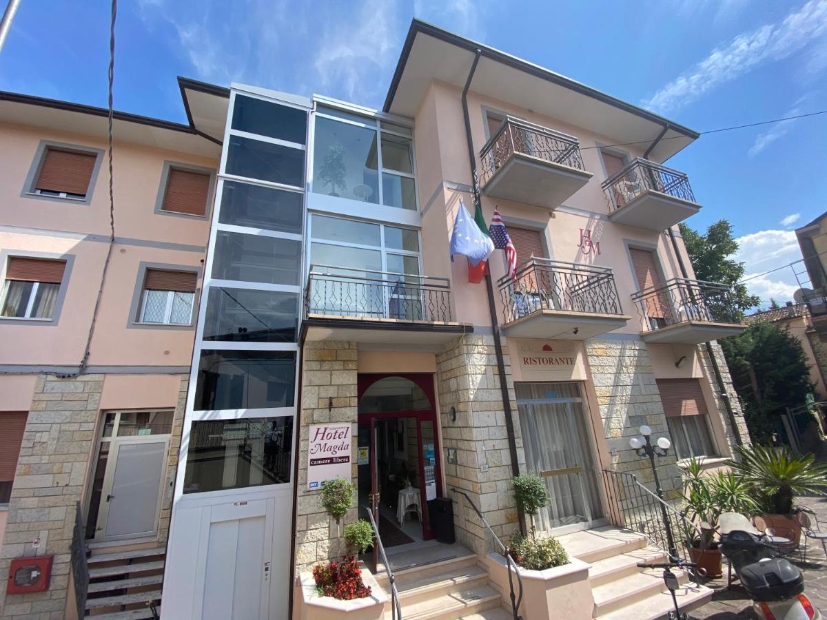 Hotel Magda Novafeltria Exterior photo