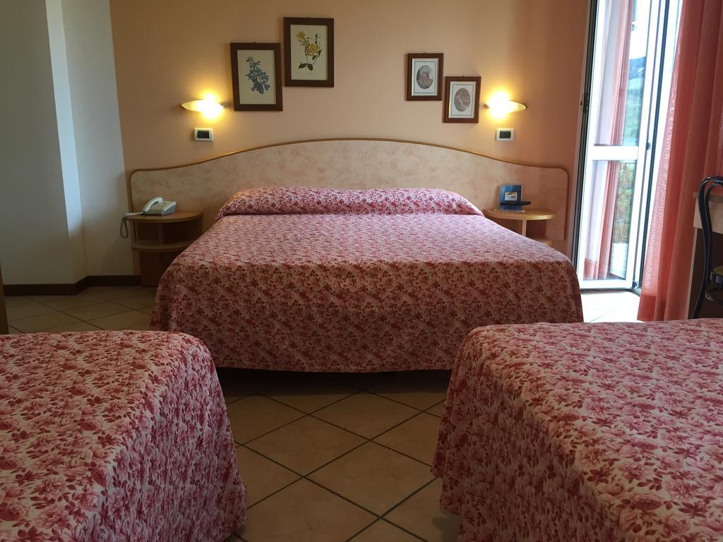 Hotel Magda Novafeltria Room photo