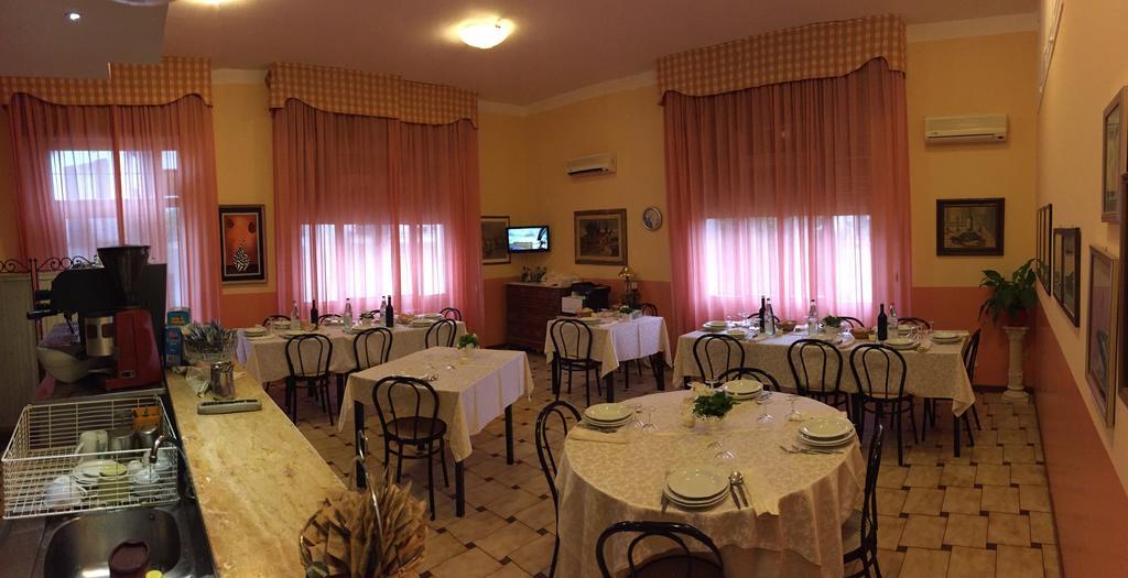 Hotel Magda Novafeltria Exterior photo